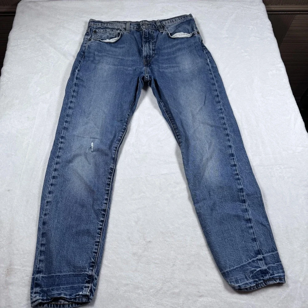 Levi's‎ Premium Jeans Mens 34x29 Blue Medium Wash Straight Leg Denim Distressed