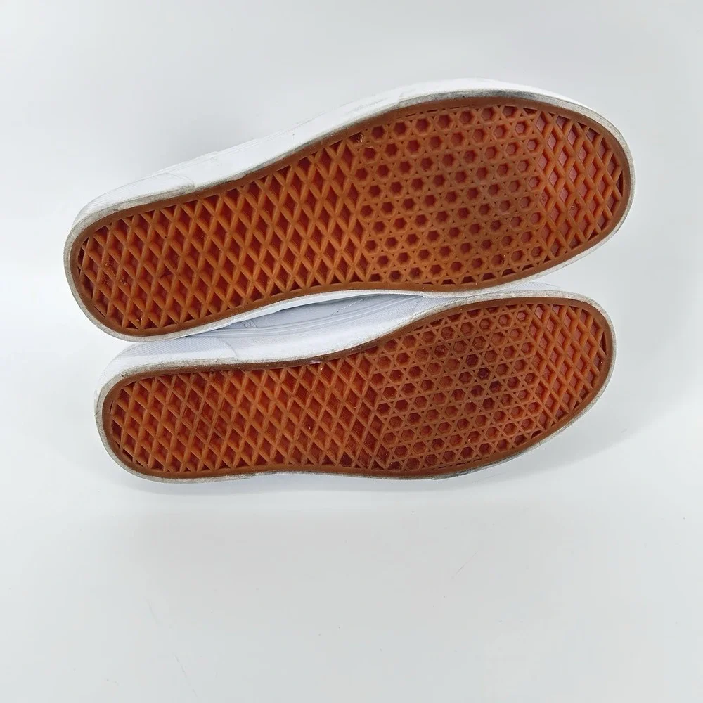 Vans carefully nurse