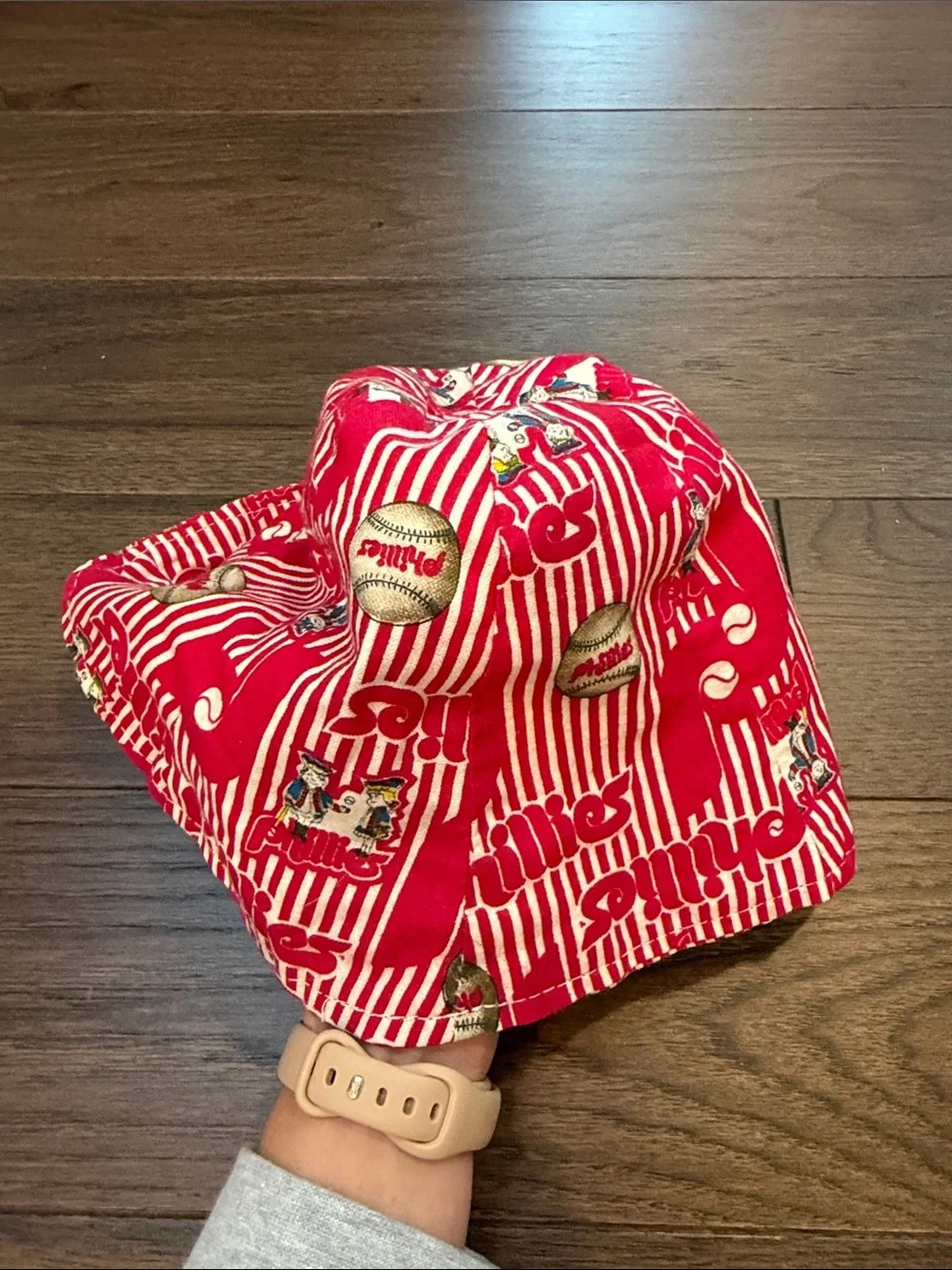 N/A phillies patterned