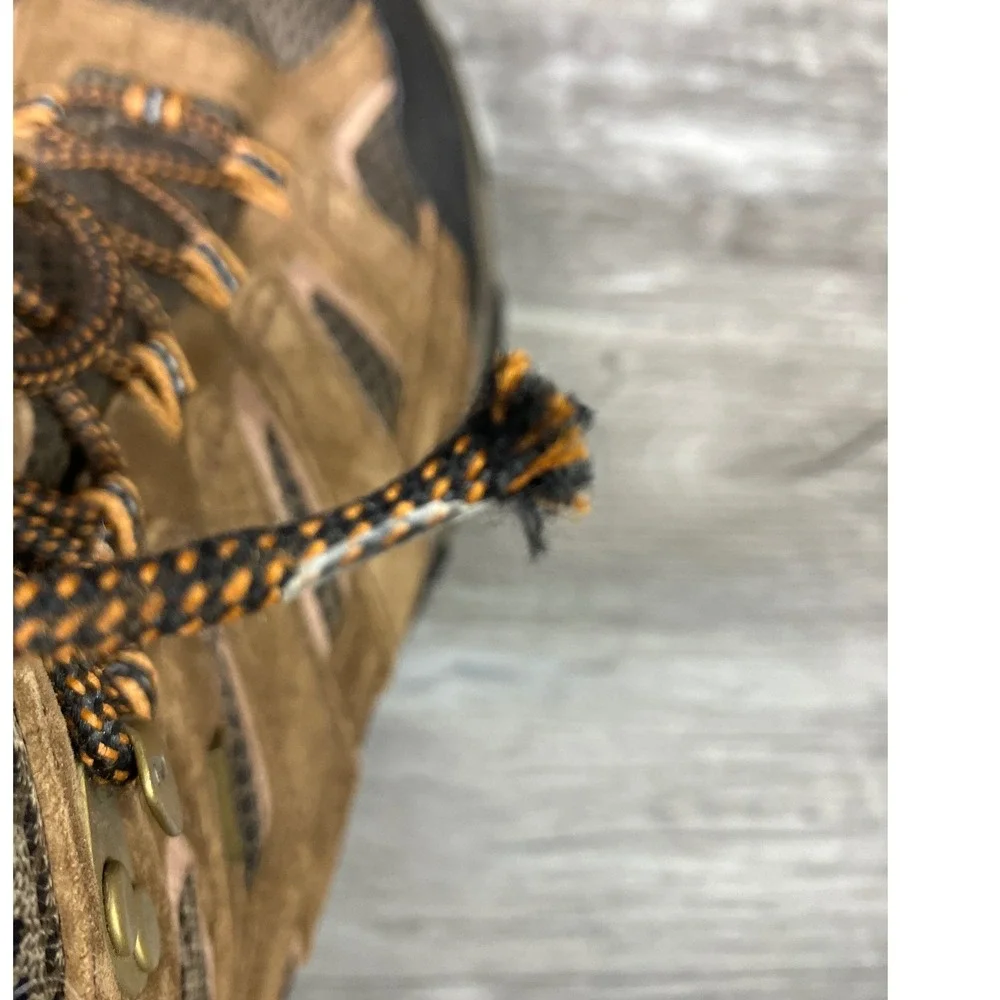 Merrell pre owned