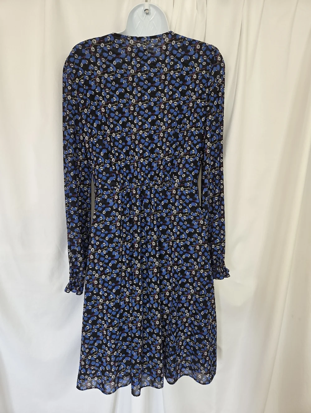 CAbi versatile sleeves subtle