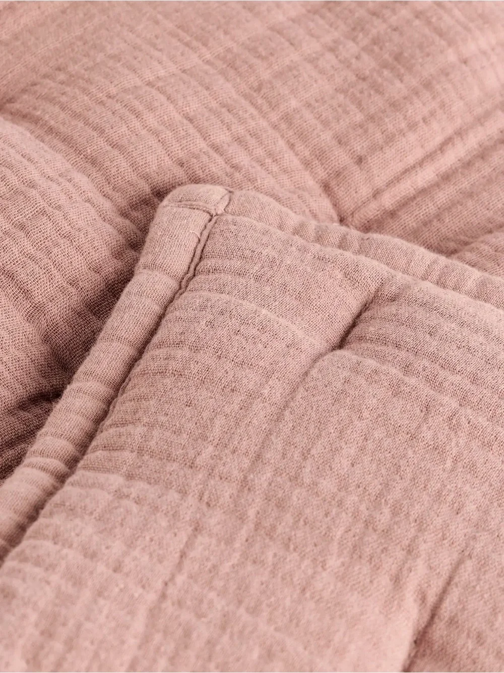 Quince woven from