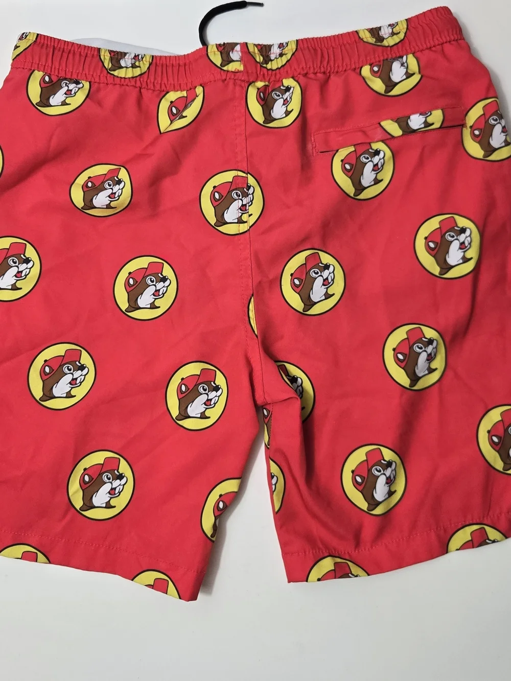 BUC-EES bright red
