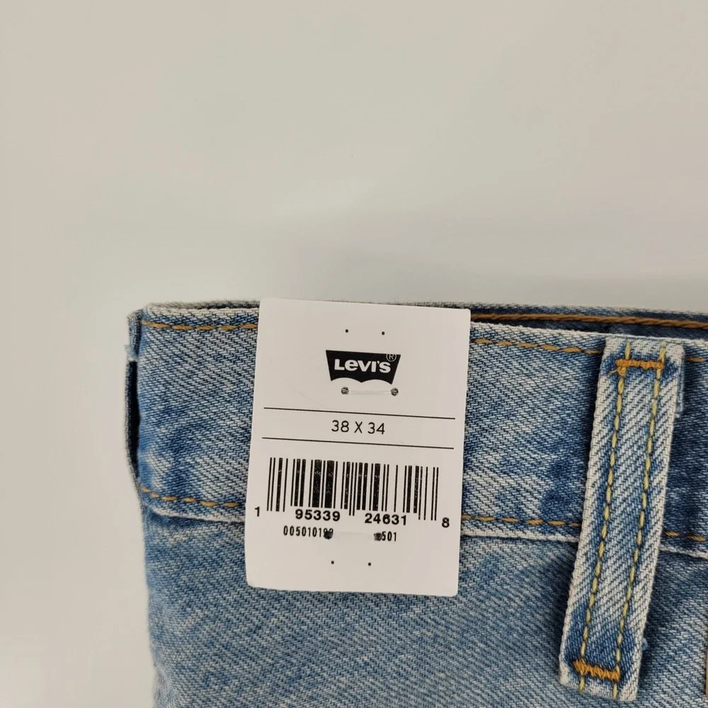 Levis please be