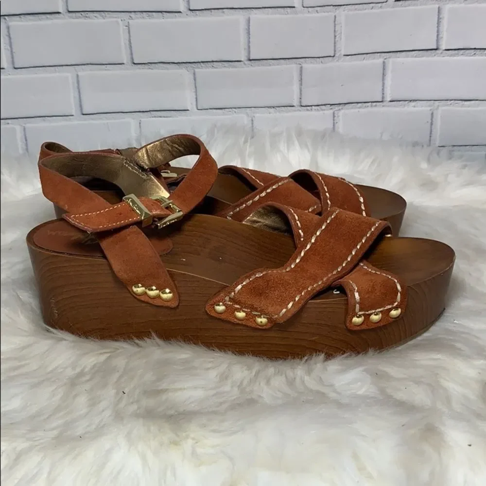 Sam Edelman very good