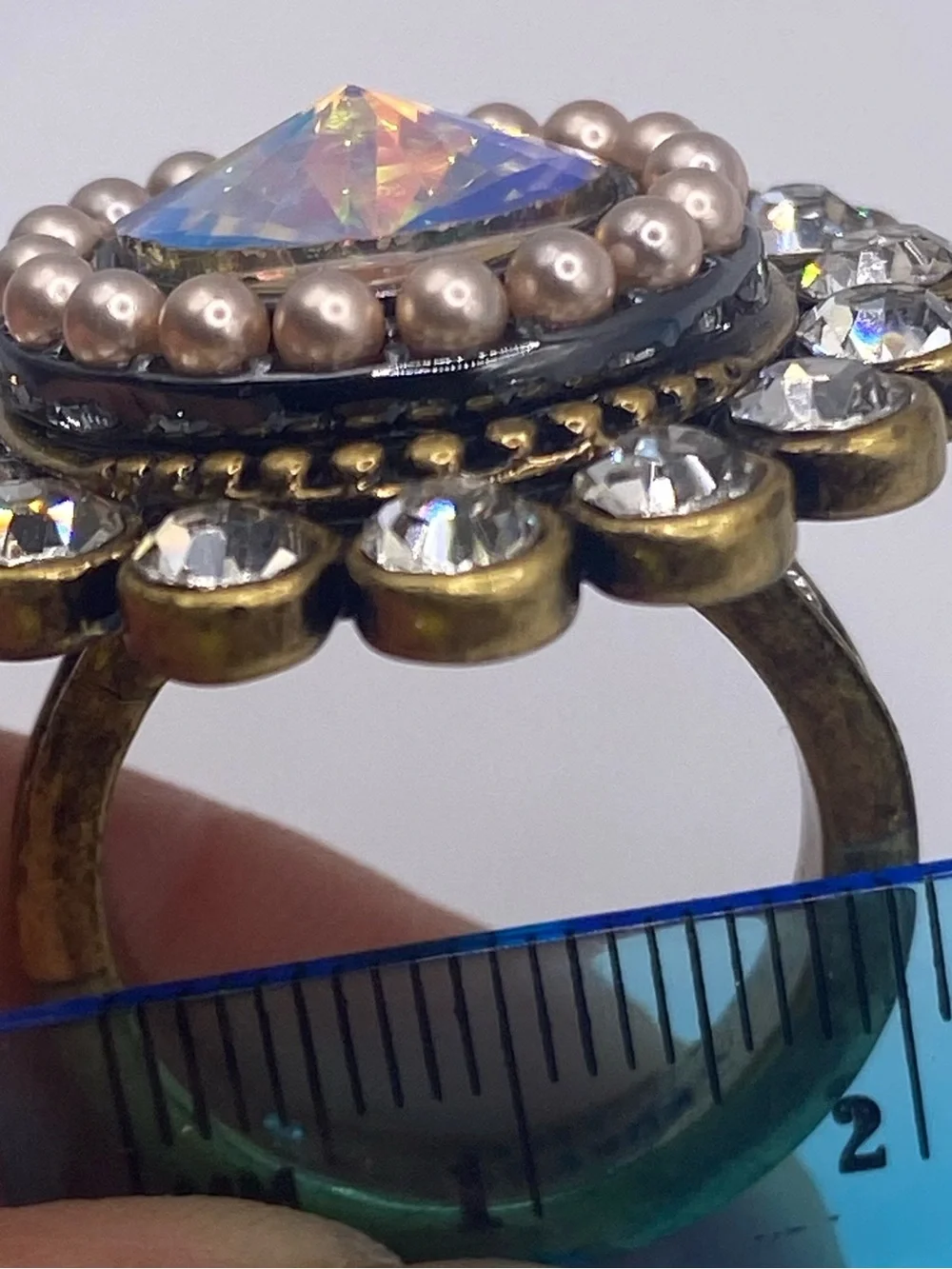 Kurt Geiger OCTAVIA RING Brass Crystal Size 7