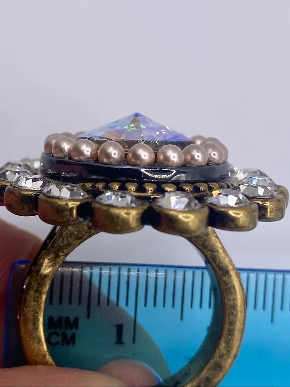 Kurt Geiger OCTAVIA RING Brass Crystal Size 7