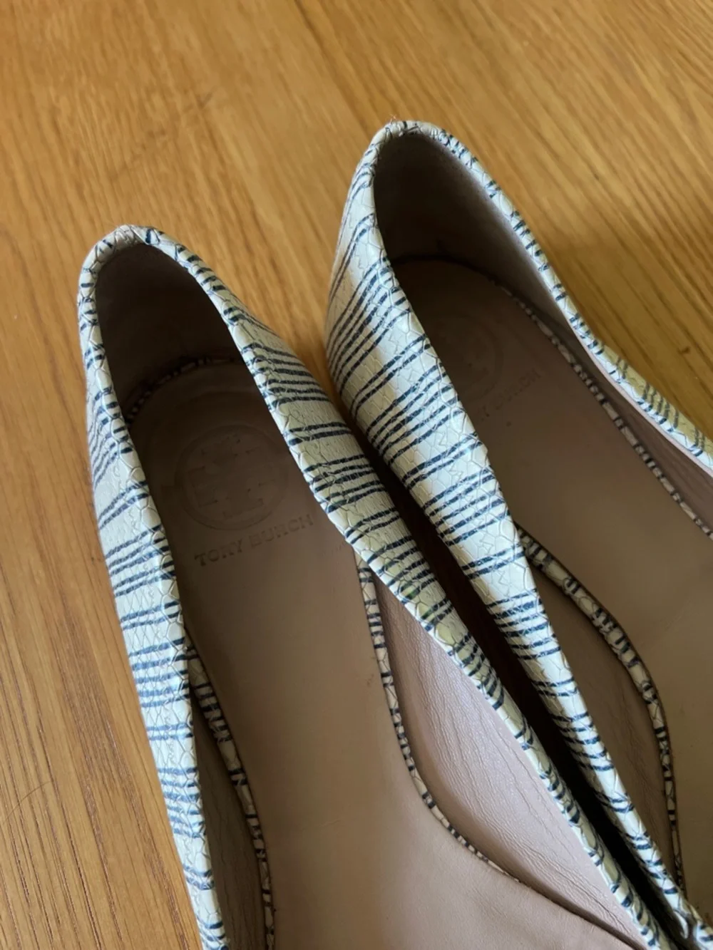 Tory Burch tory burch