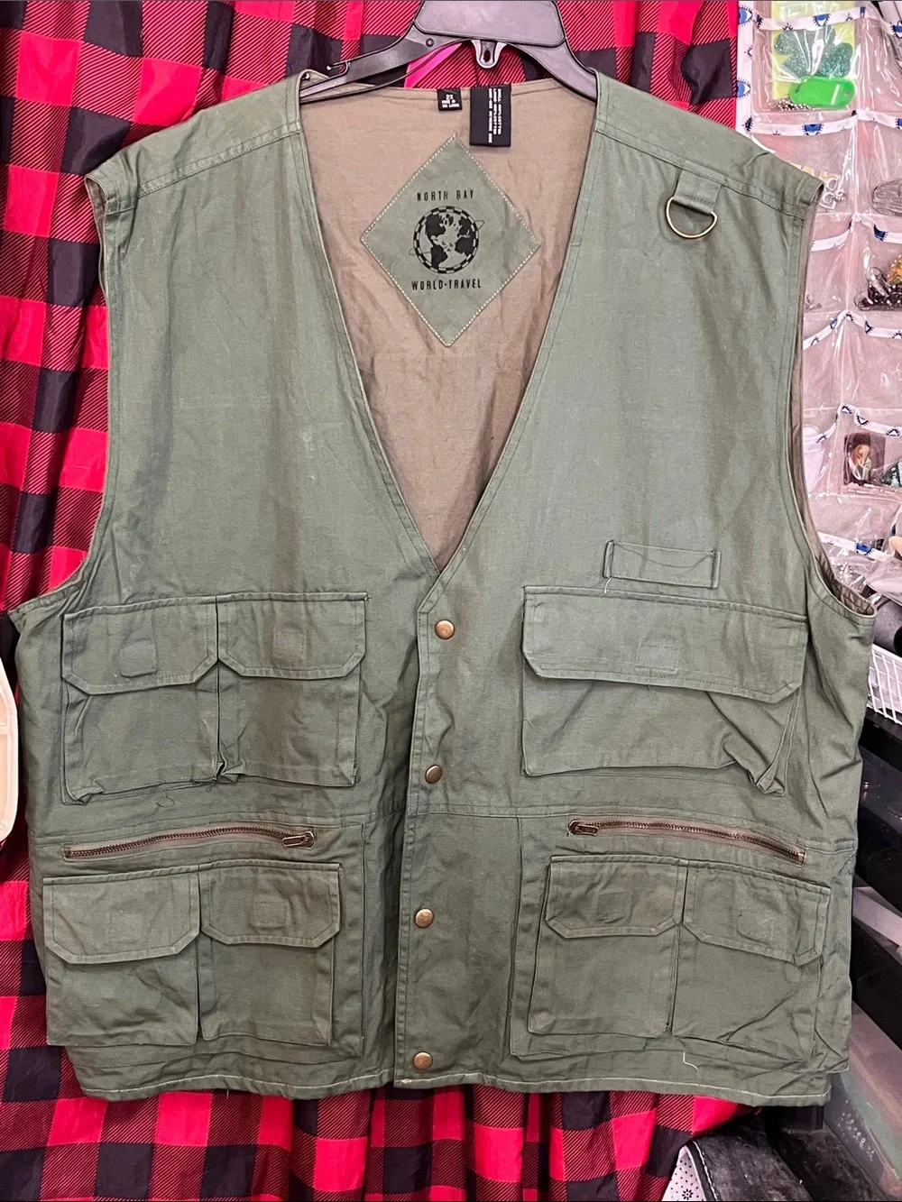 Men's Olive Utility Vest with Multiple Pockets