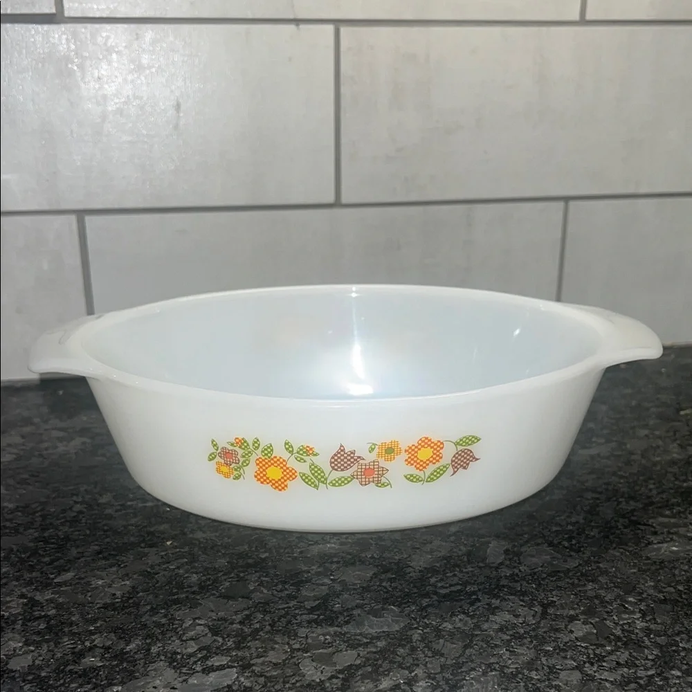 Vintage Fire King 1 1/2 wt Gingham Flowers White Casserole Dish