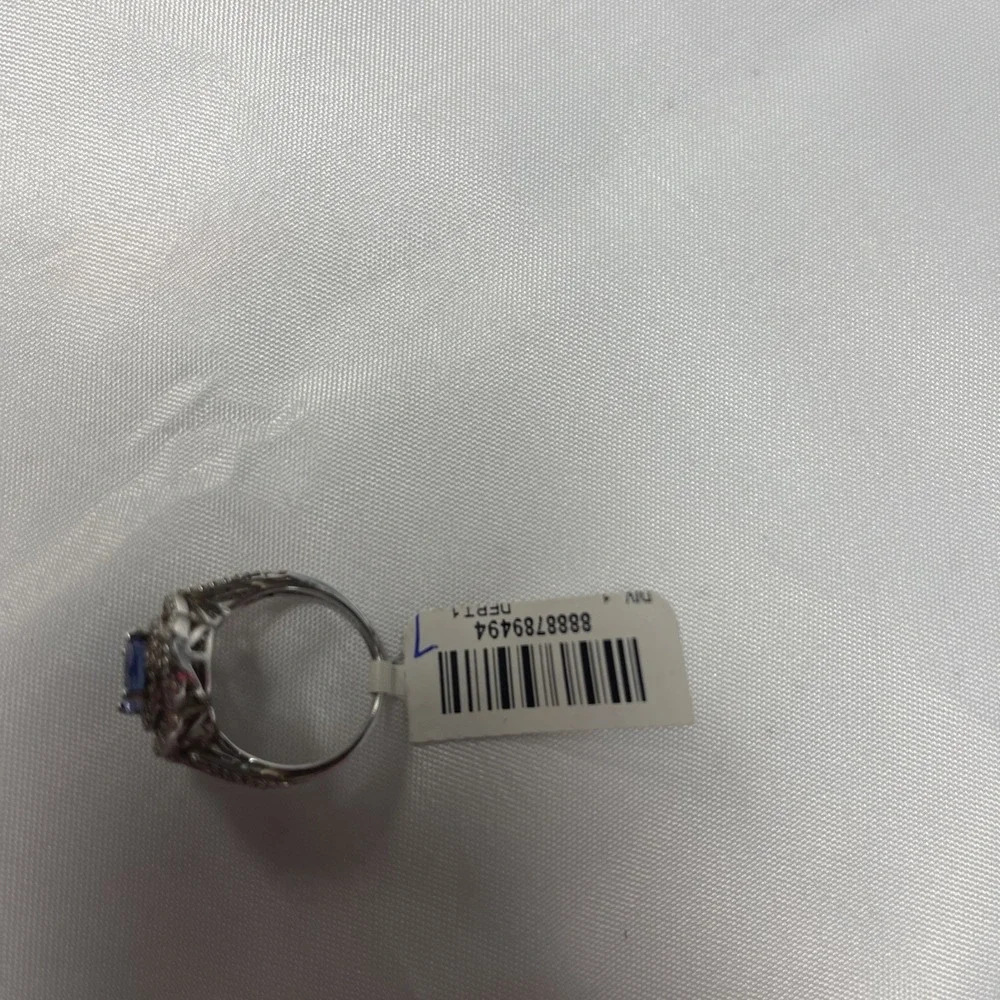925 Sterling Silver Women's Tanzanite Ring Size 7 New Stunning