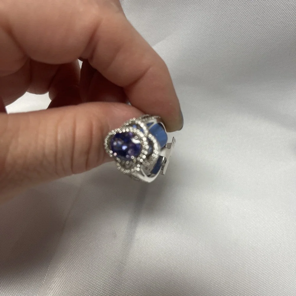 925 Sterling Silver Women's Tanzanite Ring Size 7 New Stunning