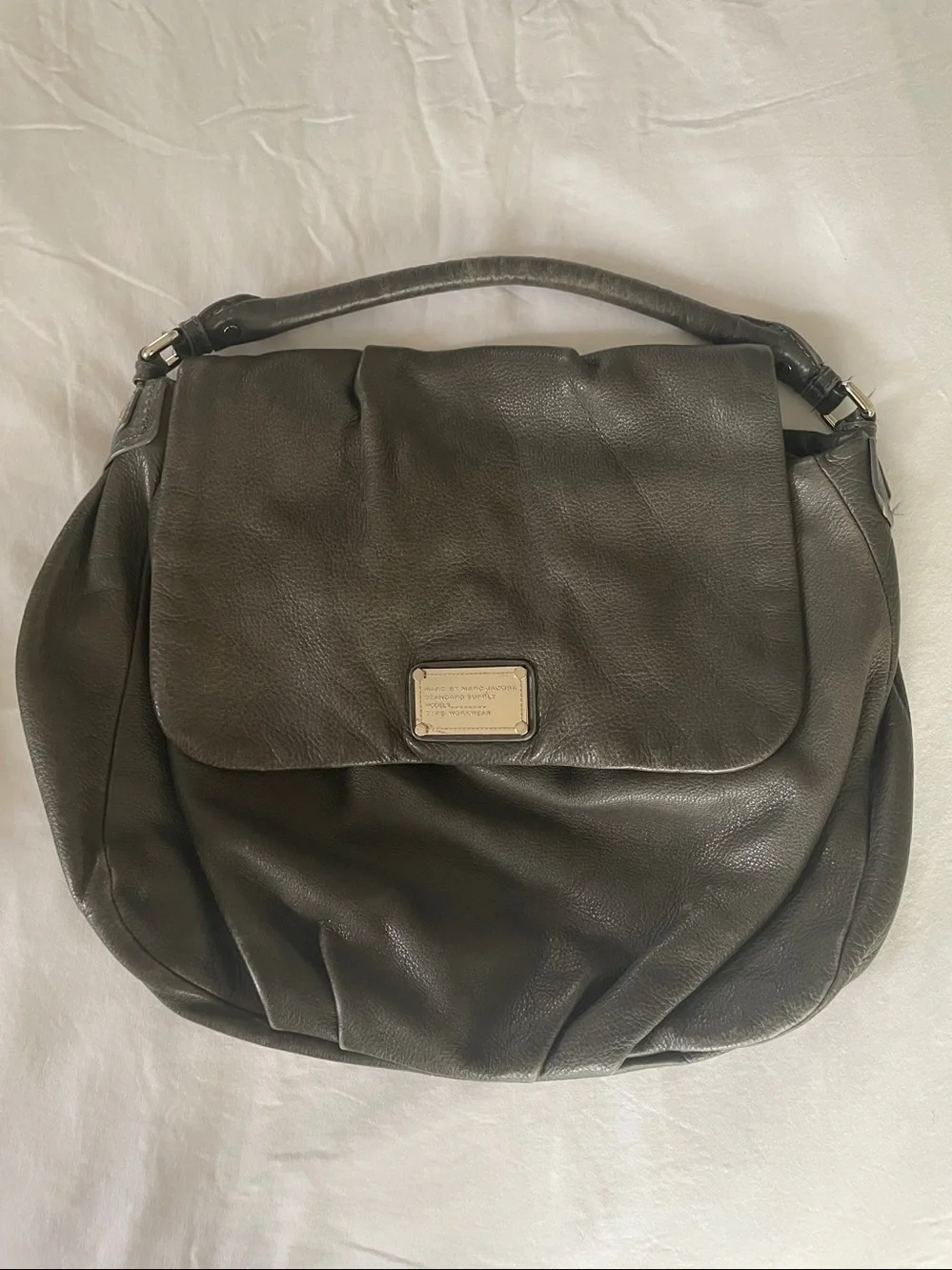 Marc by Marc Jacobs Genuine   Leather Shoulder Bag Grey (16x13hx3d)