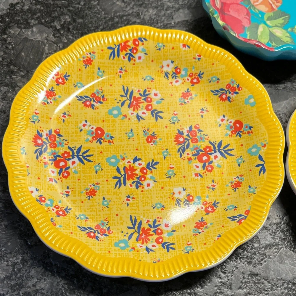 The Pioneer Woman set two