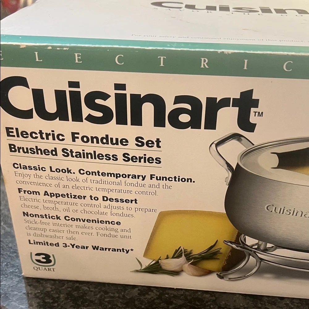 Cuisinart Stainless Steel Electric Fondue Set with Colorful Forks.  Like new