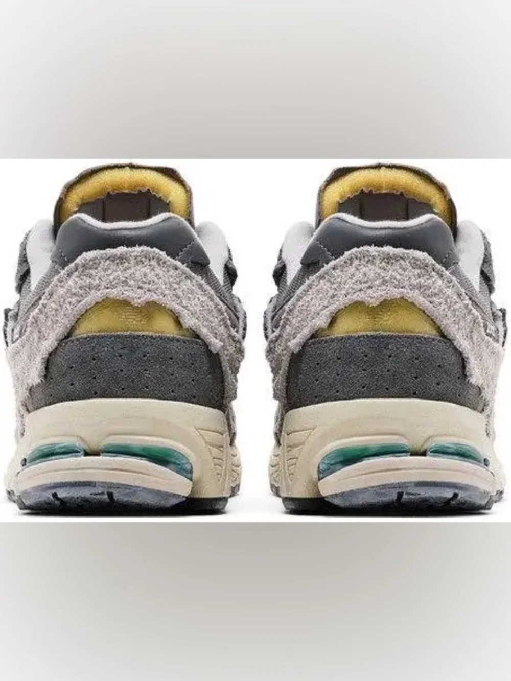 BRAND NEW NEVER WORN NEW BALANCE 2002R 'PROTECTION PACK - RAIN CLOUD'