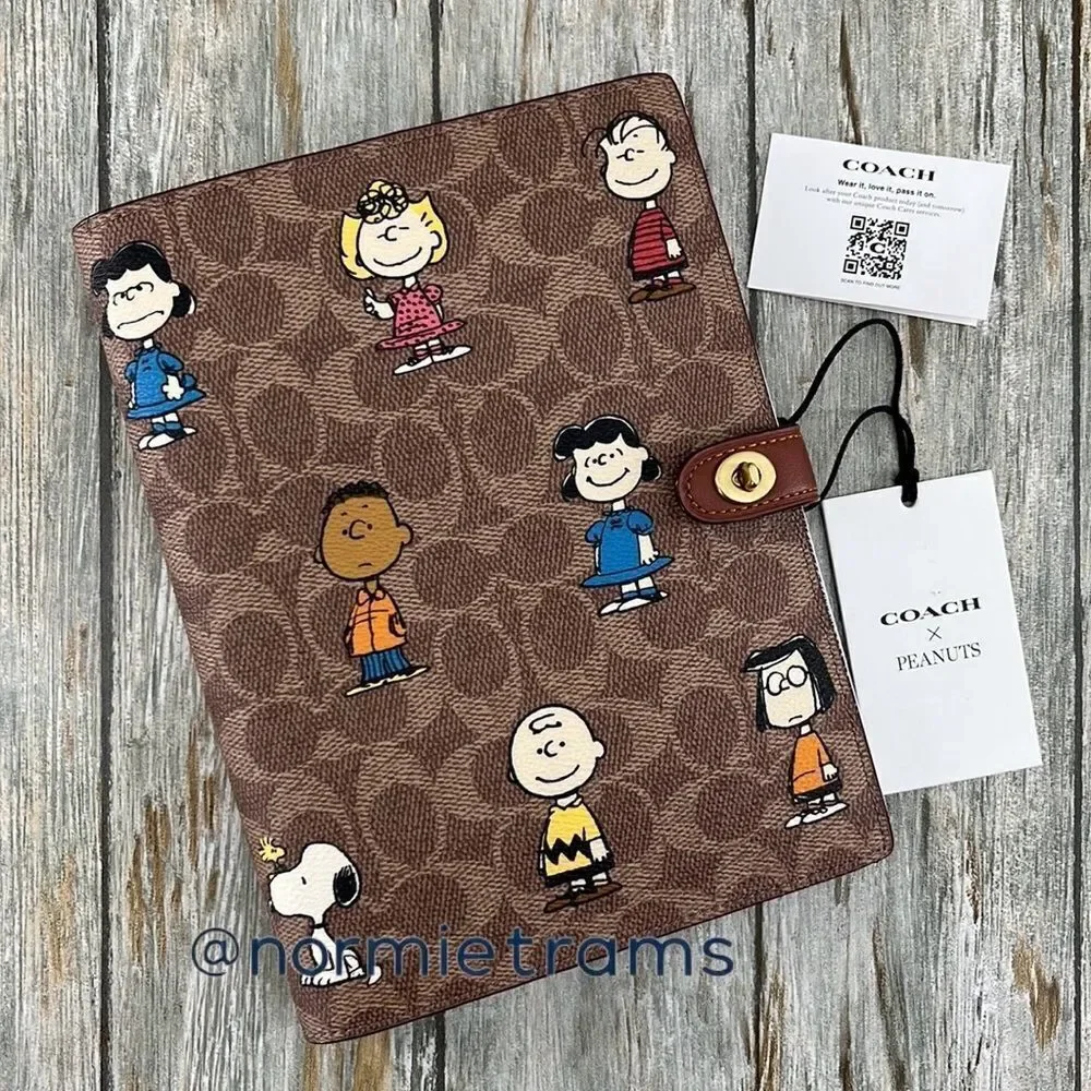 Coach notebook signature