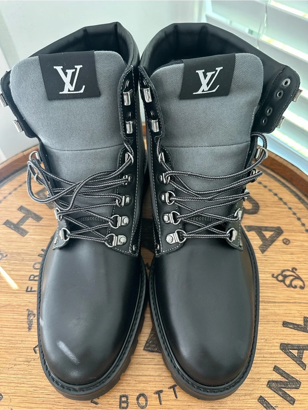 Louis Vuitton authentic louis