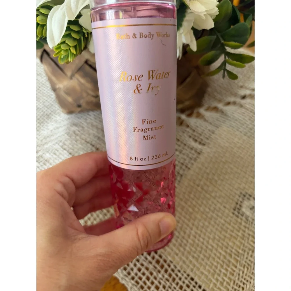 Bath & Body Works bath body