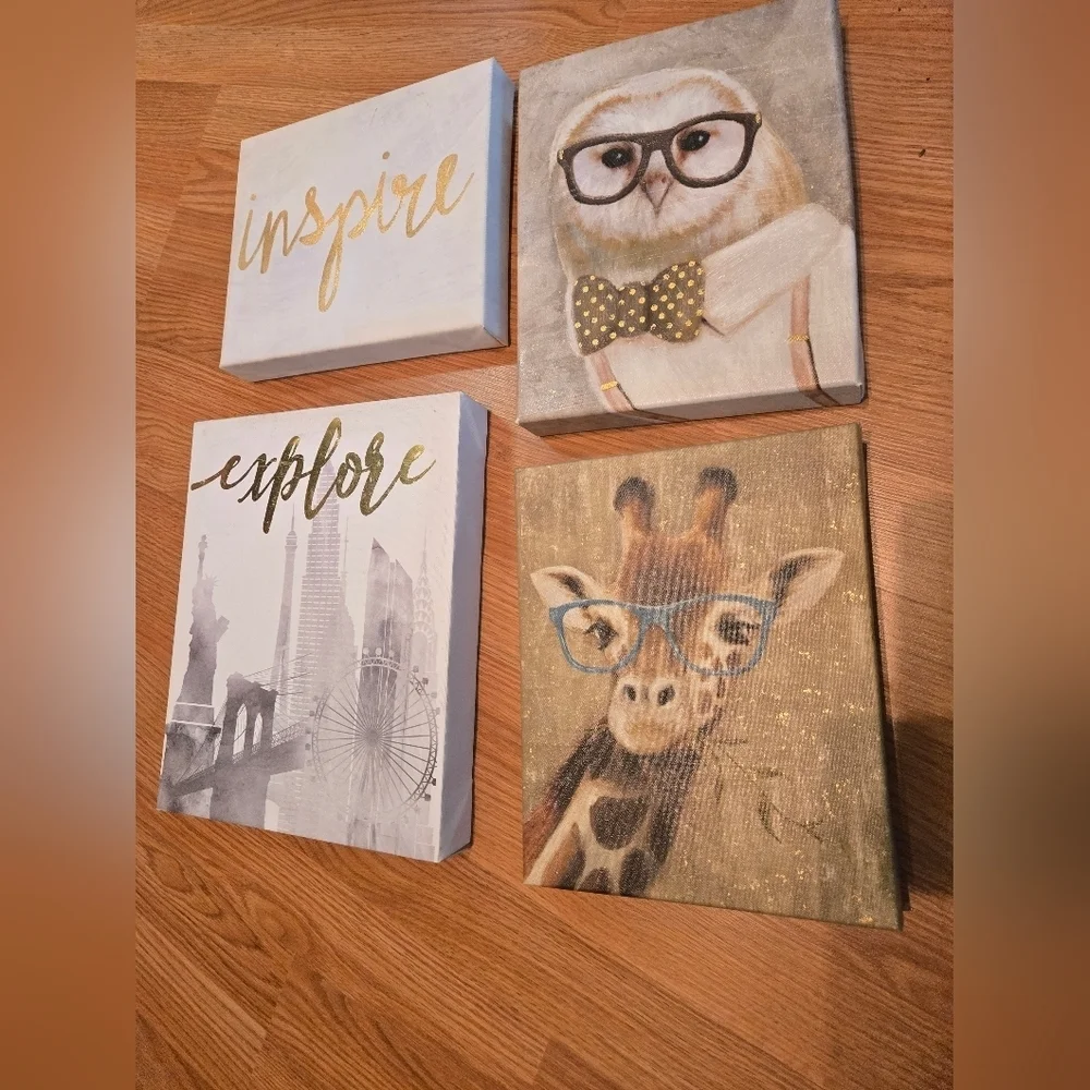 Aran Crafts charming canvas