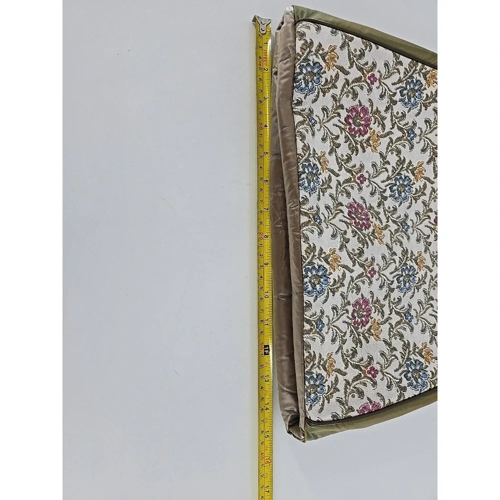 Blue Saks Fifth Avenue this listing