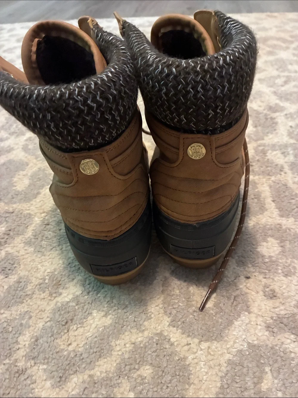 Tommy Hilfiger excellent used