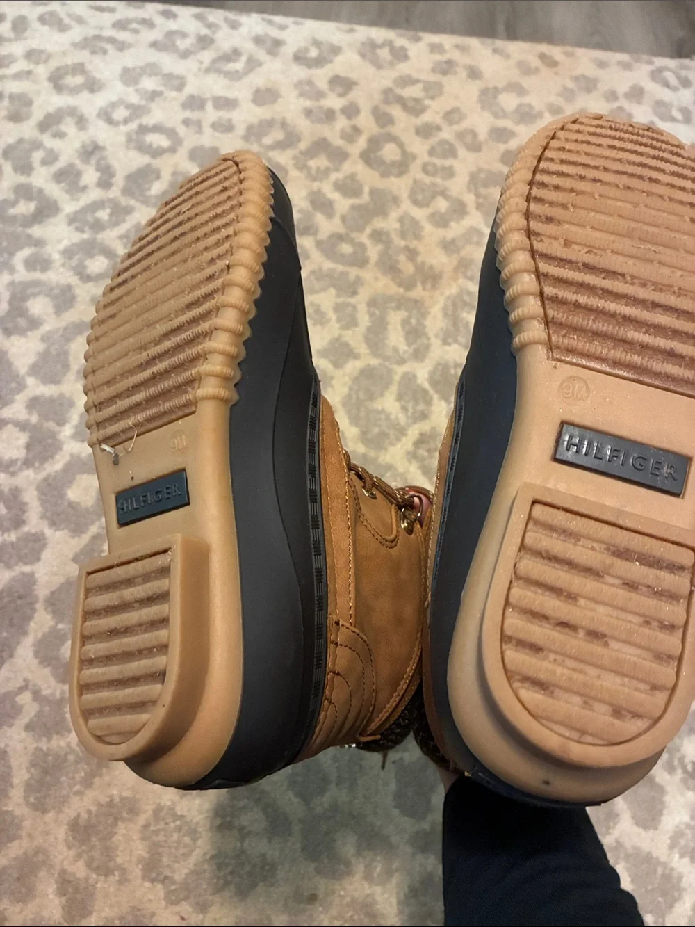 Tommy Hilfiger excellent used