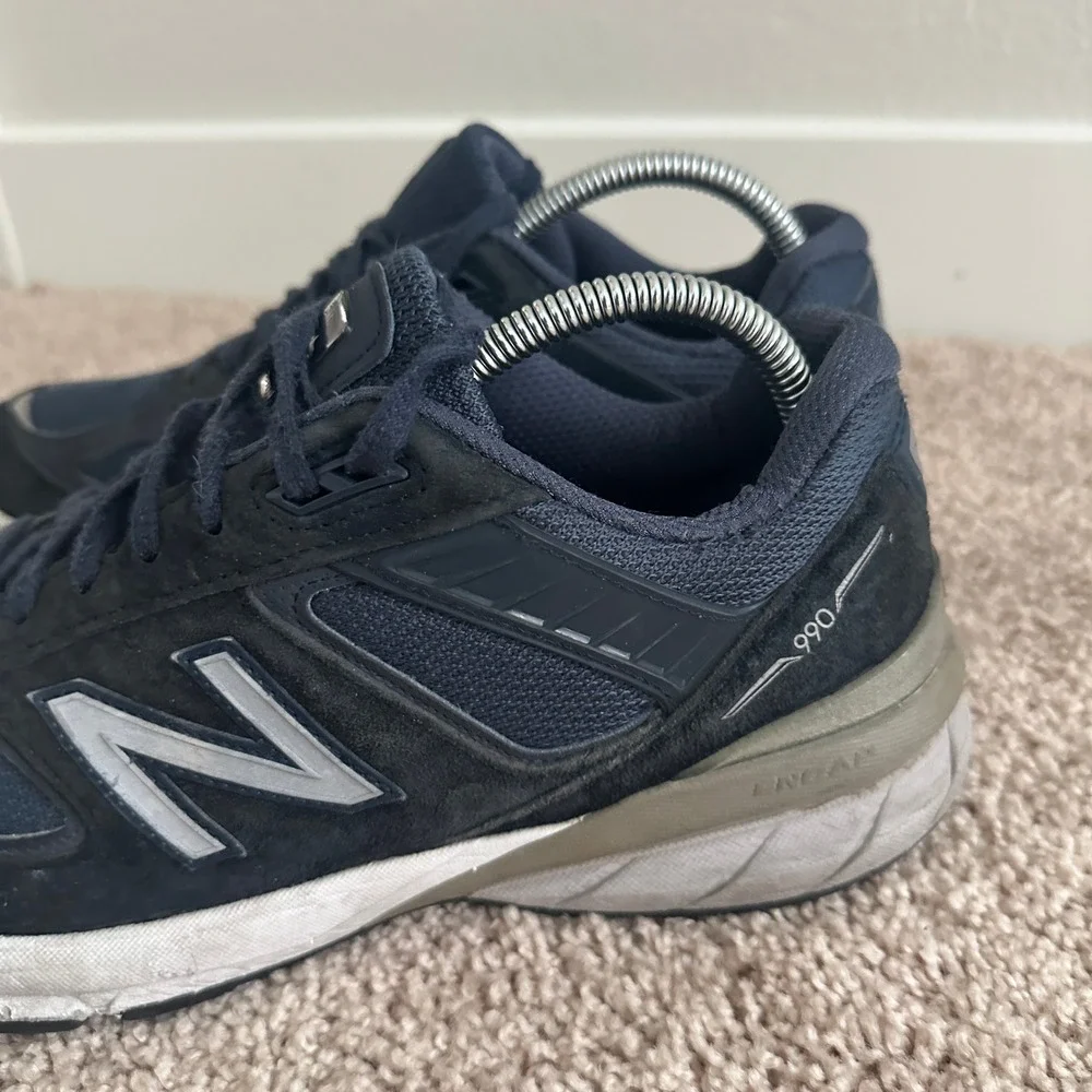 New Balance note missing