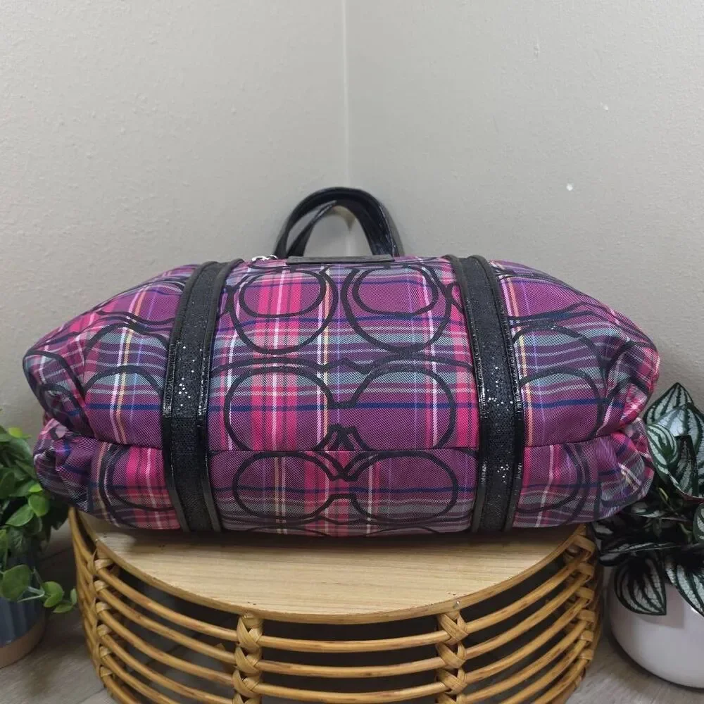 Coach discover vibrant