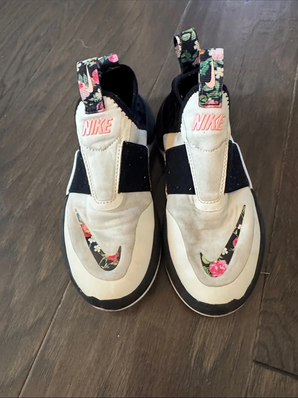Nike slip kids