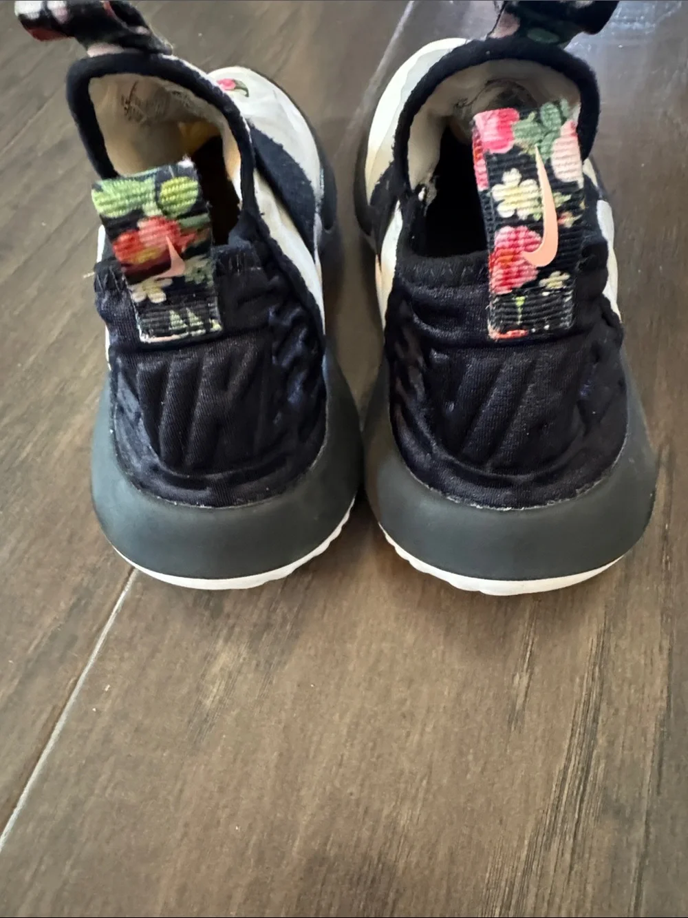 Nike slip kids