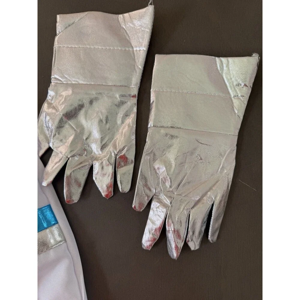 Astronaut Costume jumpsuit Gloves  Helmet NASA NWOT Halloween costume kids small