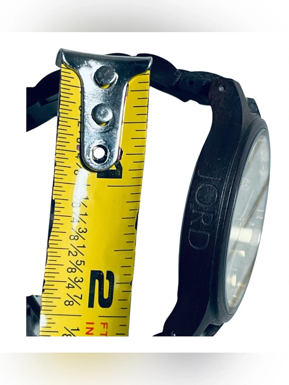 Jord wood watches needs battery