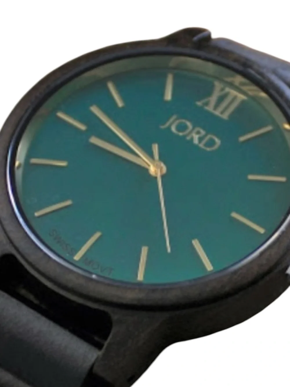 Jord wood watches needs battery