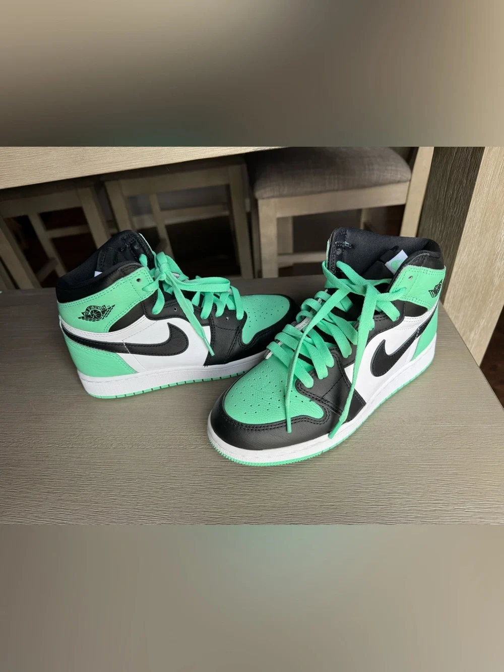 Nike Air Jordans Mint, Black & White Size 6Y - Amazing Condition!