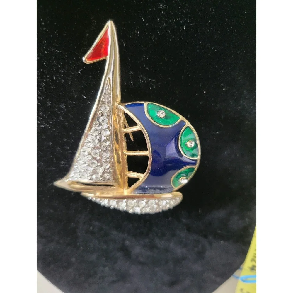 Vintage Style Sailboat Brooch Pin Gold Tone Clear Rhinestones Blue Green Enamel
