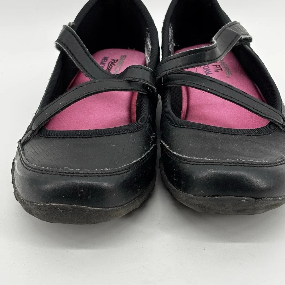 Skechers shoes various