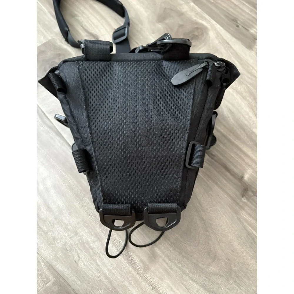 M -ROCK Padded Black Blue Holster Style Top Load Bag Case For Digital Camera