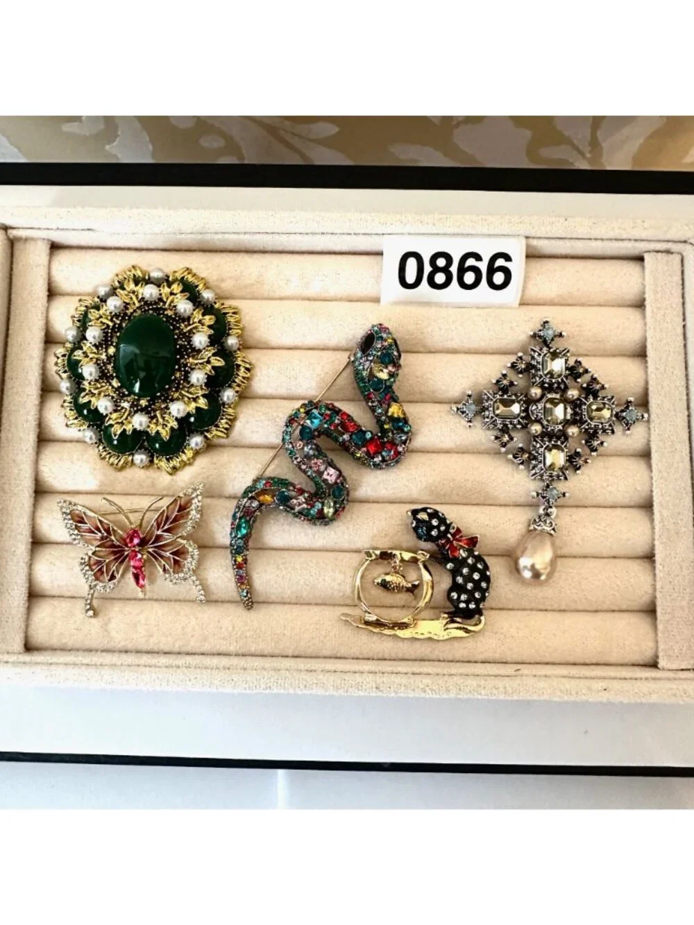 N/A jewelry auctions styles