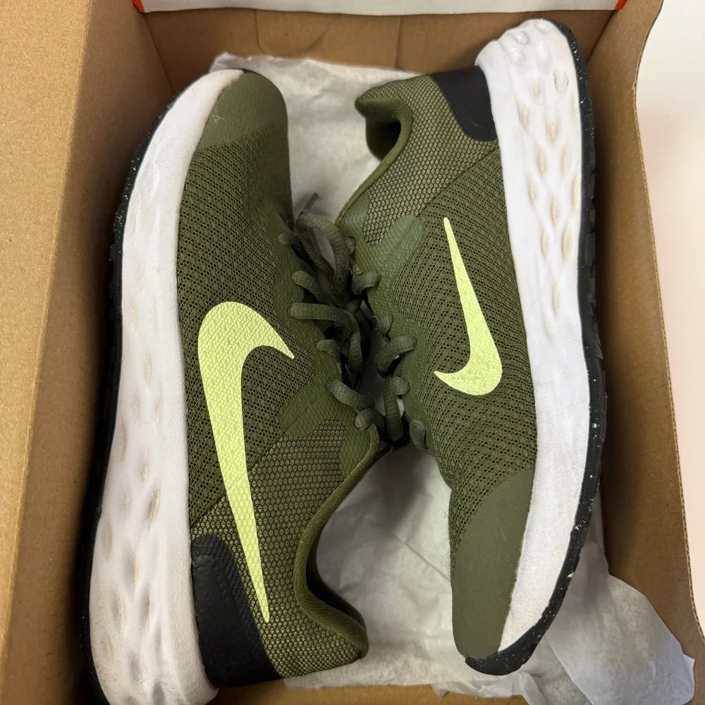 Nike you from lightweight