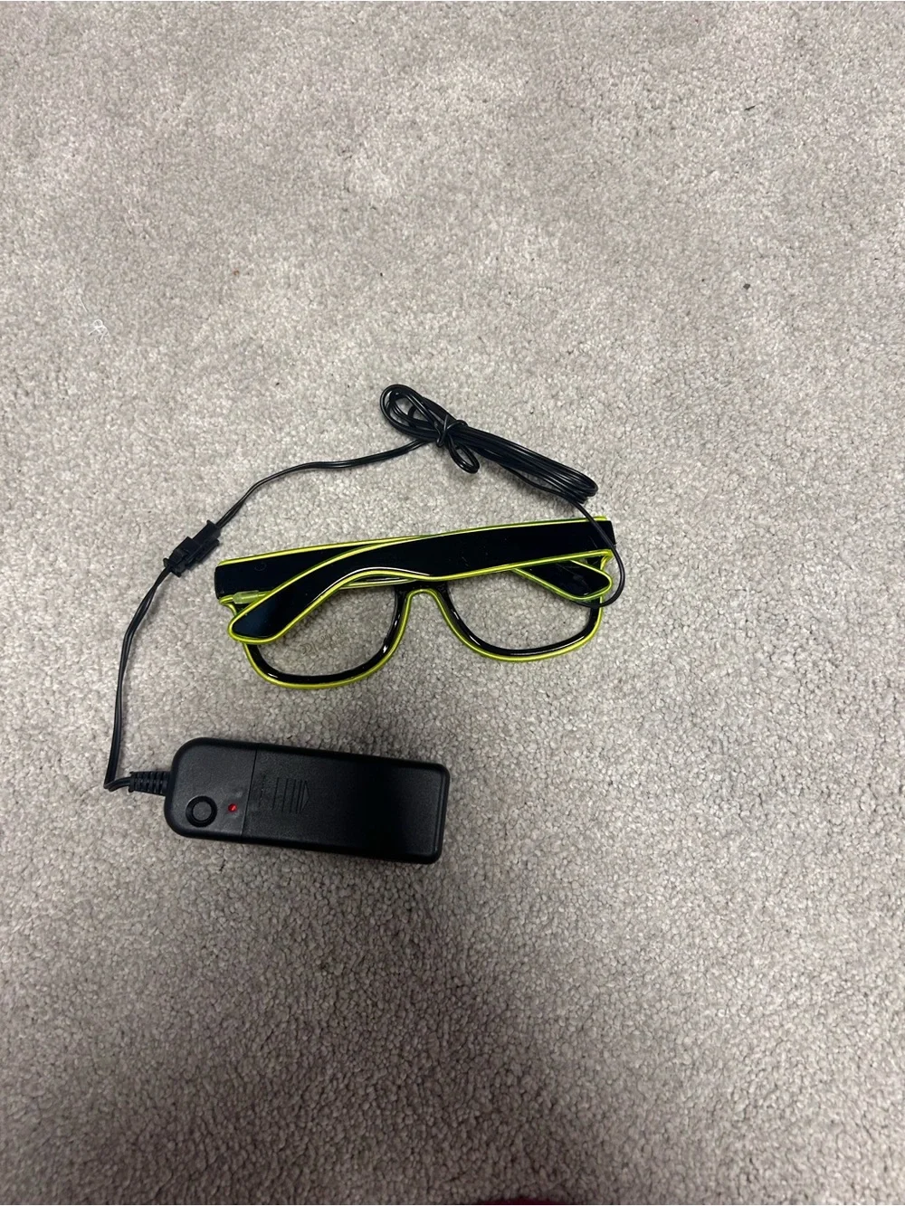 Spooktacular Creations Neon Yellow and Black Light-Up Glasses