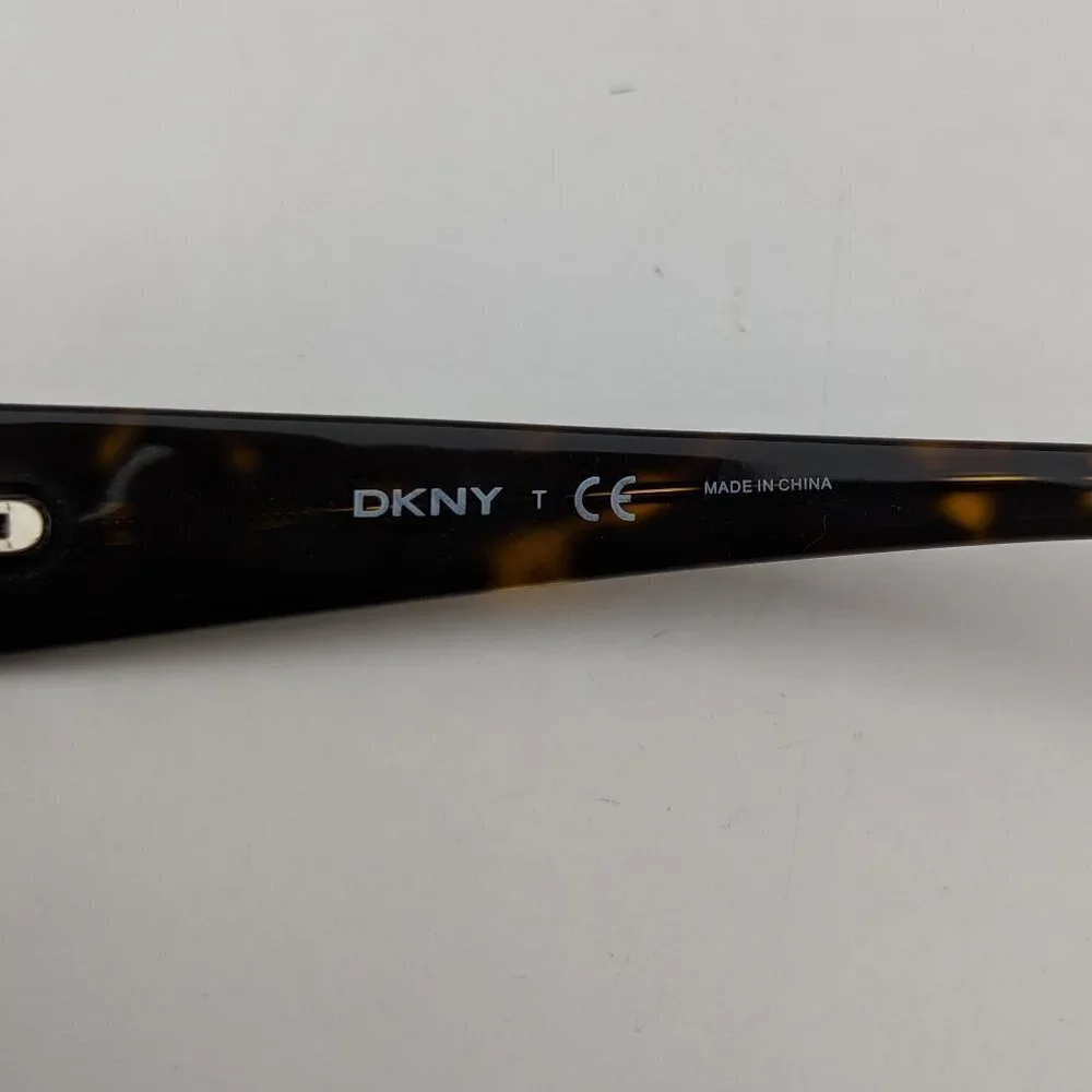 Dkny dark please size