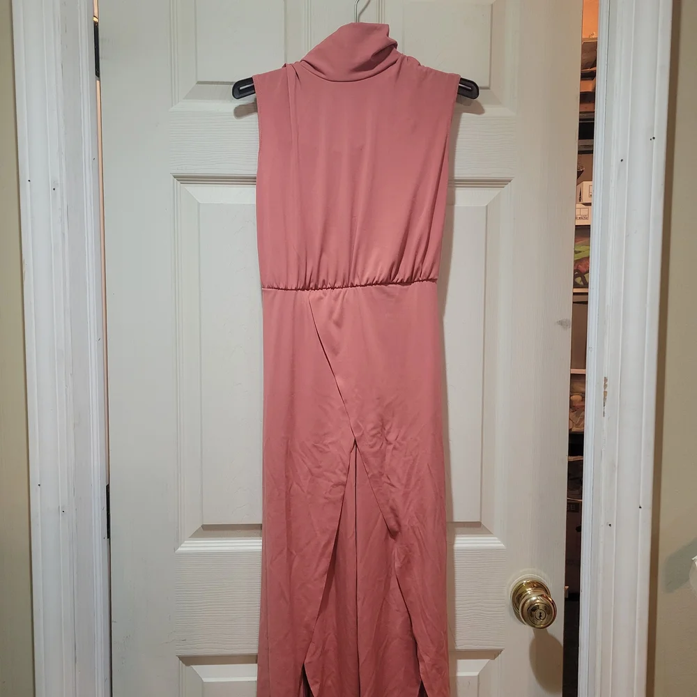 Weissman sleeveless recital