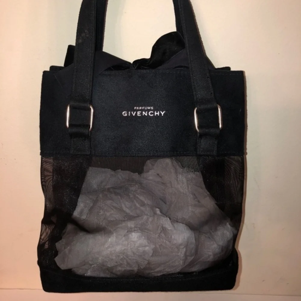 Givenchy cute bag