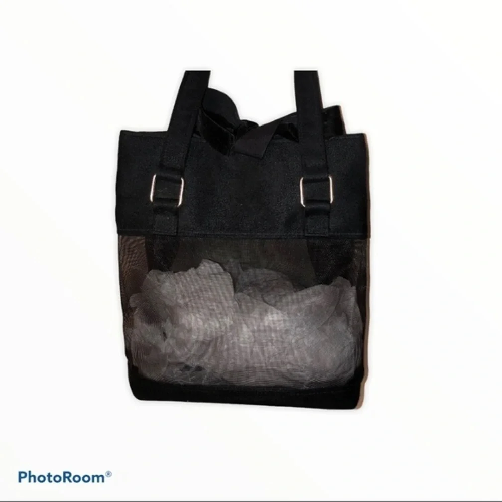 Givenchy bag cute good