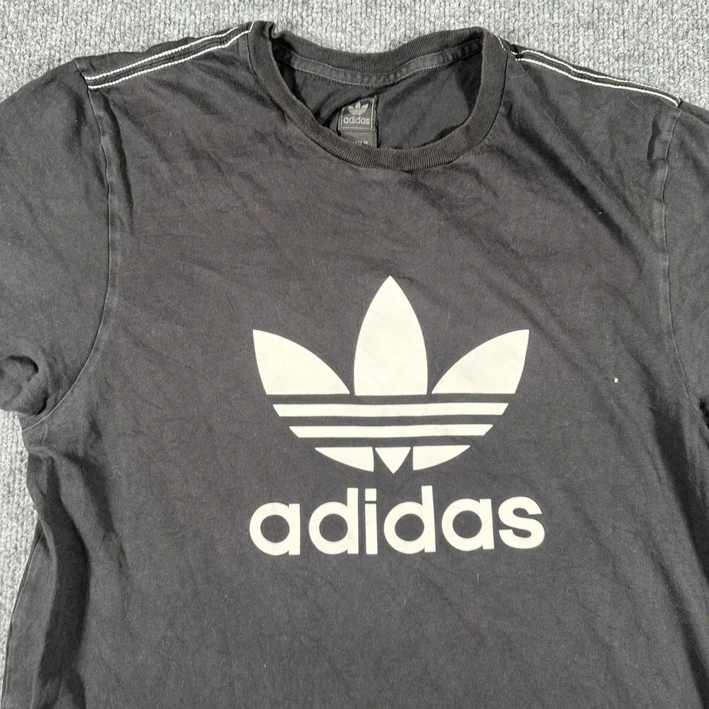 Adidas T-Shirt Mens Size M Black Trefoil Graphic Short Sleeve Cotton Sportswear