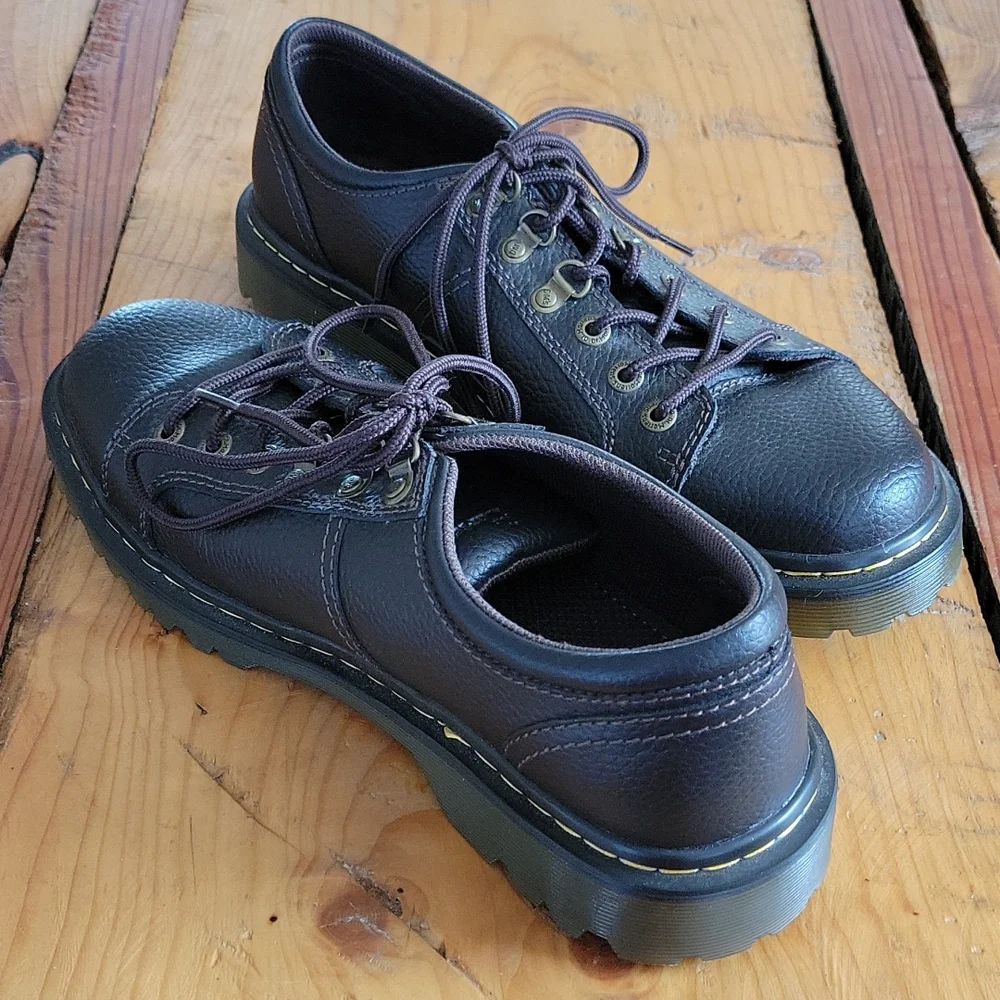 Dr. Martens brown pebbled