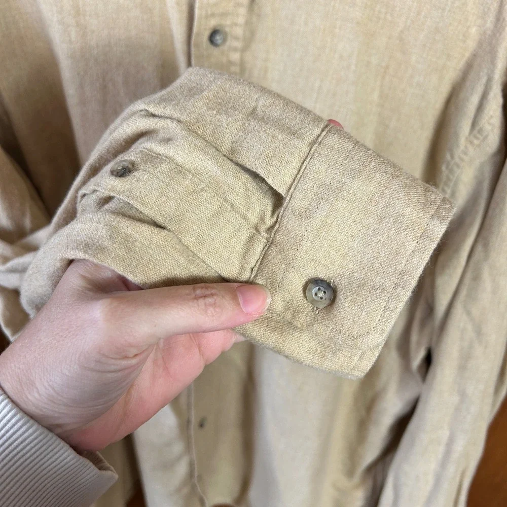 Banana Republic Organic Cotton Standard Fit Button Down‎ Shirt XL Tan Soft