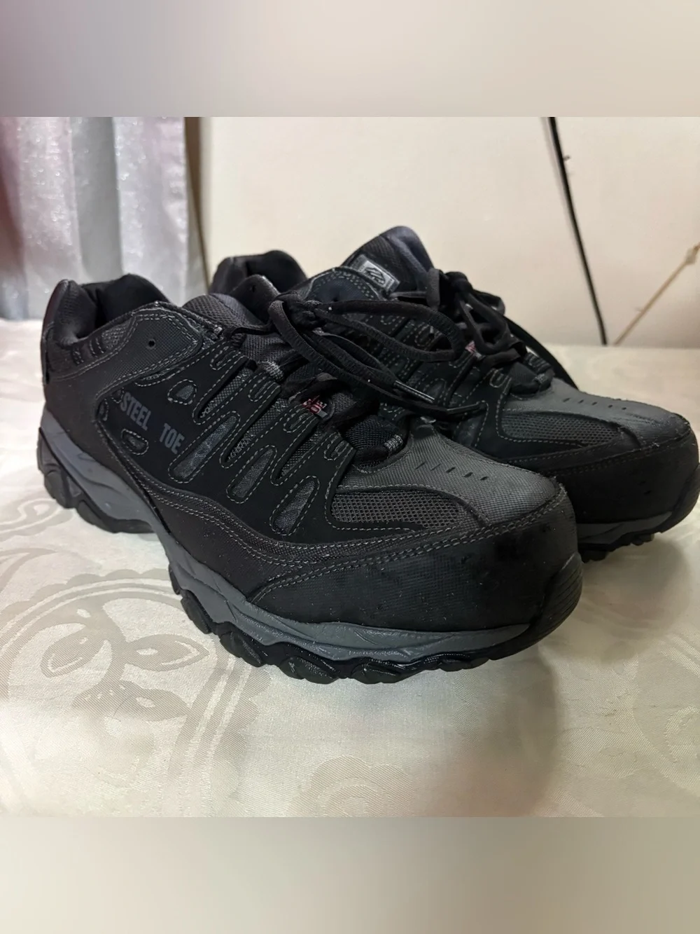 Skechers durable black