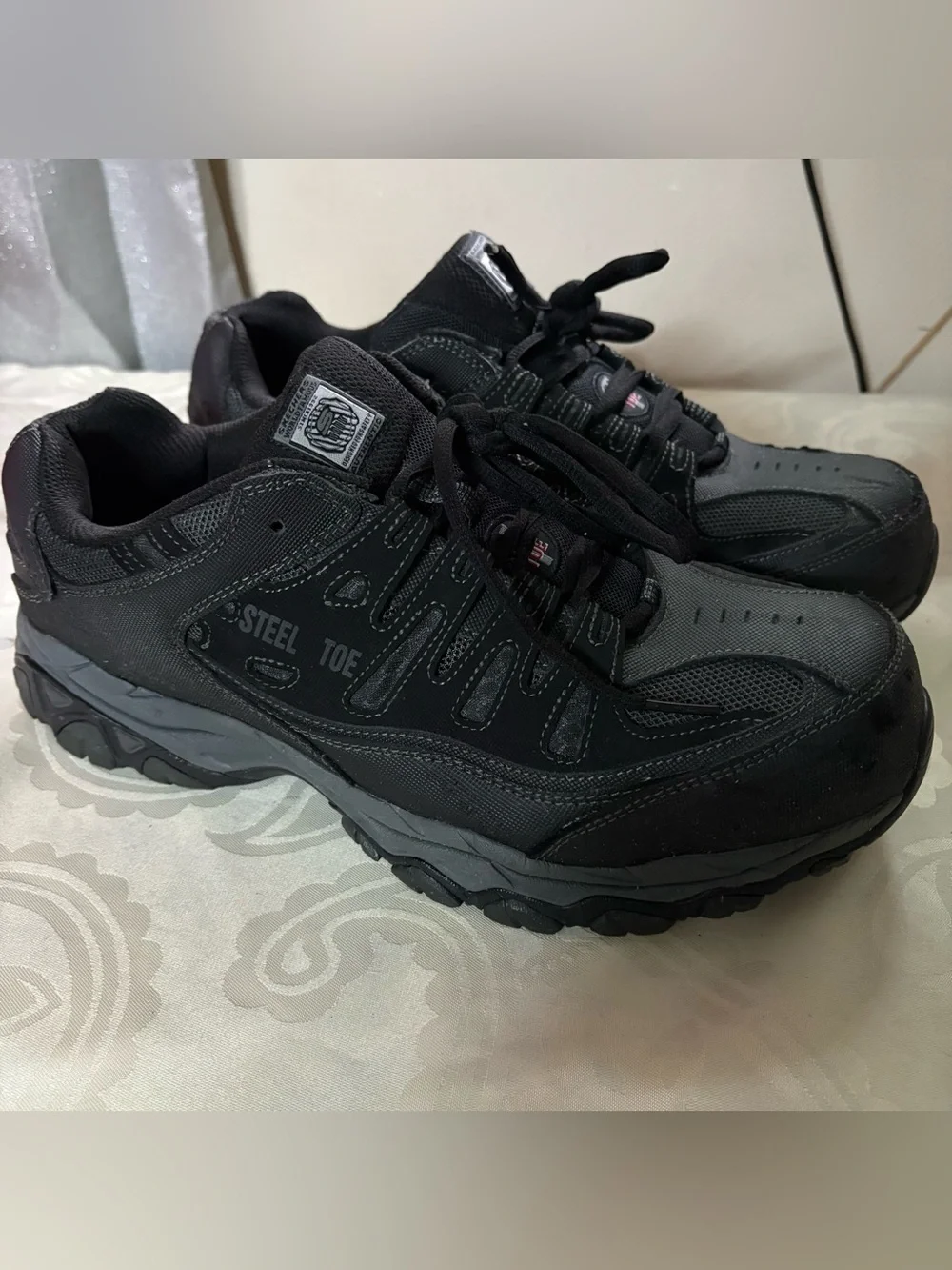 Skechers durable black
